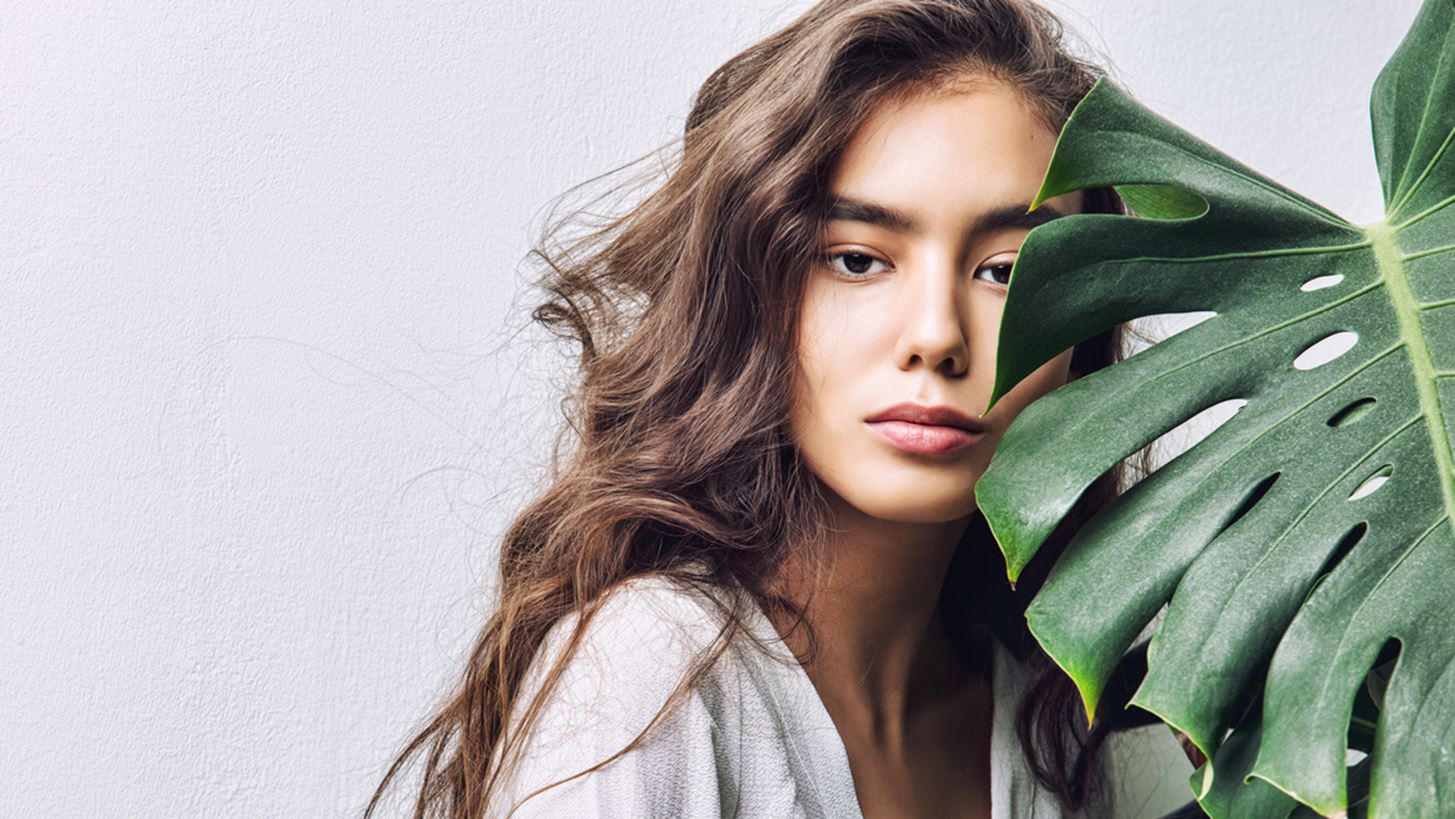 &#x39F; green beauty &#x3BF;&#x3C1;&#x3CC;&#x3C2; &#x3B5;&#x3BD;&#x3C5;&#x3B4;&#x3AC;&#x3C4;&#x3C9;&#x3C3;&#x3B7;&#x3C2; &#x3C0;&#x3BF;&#x3C5; &quot;&#x3BE;&#x3B5;&#x3B4;&#x3B9;&#x3C8;&#x3AC;&quot; &#x3C4;&#x3B7;&#x3BD; &#x3B5;&#x3C0;&#x3B9;&#x3B4;&#x3B5;&#x3C1;&#x3BC;&#x3AF;&#x3B4;&#x3B1;