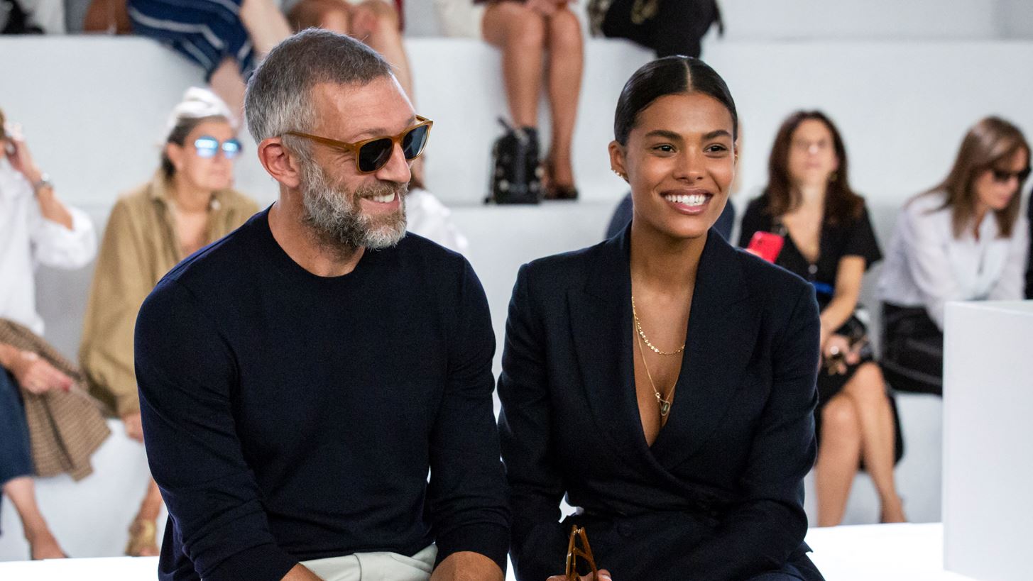 Tina Kunakey | &#x397; &#x3C0;&#x3C1;&#x3CE;&#x3C4;&#x3B7; &#x3B4;&#x3B7;&#x3BC;&#x3CC;&#x3C3;&#x3B9;&#x3B1; &#x3B5;&#x3BC;&#x3C6;&#x3AC;&#x3BD;&#x3B9;&#x3C3;&#x3AE; &#x3C4;&#x3B7;&#x3C2; &#x3CD;&#x3C3;&#x3C4;&#x3B5;&#x3C1;&#x3B1; &#x3B1;&#x3C0;&#x3CC; &#x3C4;&#x3B9;&#x3C2; &#x3C6;&#x3AE;&#x3BC;&#x3B5;&#x3C2; &#x3C0;&#x3B5;&#x3C1;&#x3AF; &#x3C7;&#x3C9;&#x3C1;&#x3B9;&#x3C3;&#x3BC;&#x3BF;&#x3CD; &#x3B1;&#x3C0;&#x3CC; &#x3C4;&#x3BF;&#x3BD; Vincent Cassel