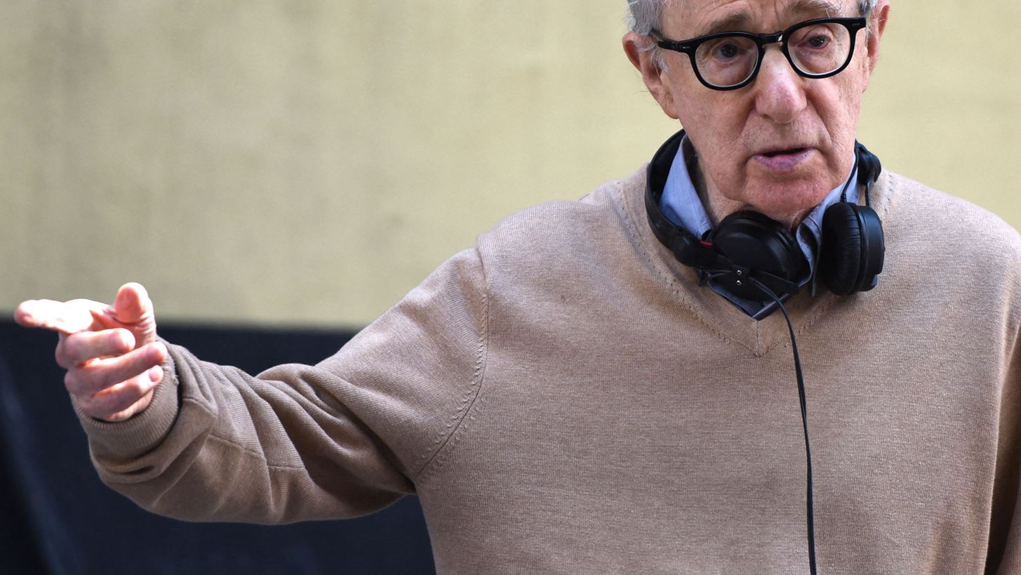 &#x39F; Woody Allen &#x3B4;&#x3B5;&#x3BD; &#x3C3;&#x3BA;&#x3BF;&#x3C0;&#x3B5;&#x3CD;&#x3B5;&#x3B9; &#x3BD;&#x3B1; &#x3B1;&#x3C0;&#x3BF;&#x3C3;&#x3C5;&#x3C1;&#x3B8;&#x3B5;&#x3AF; &#x3B1;&#x3C0;&#x3CC; &#x3C4;&#x3BF; &#x3C3;&#x3B9;&#x3BD;&#x3B5;&#x3BC;&#x3AC;