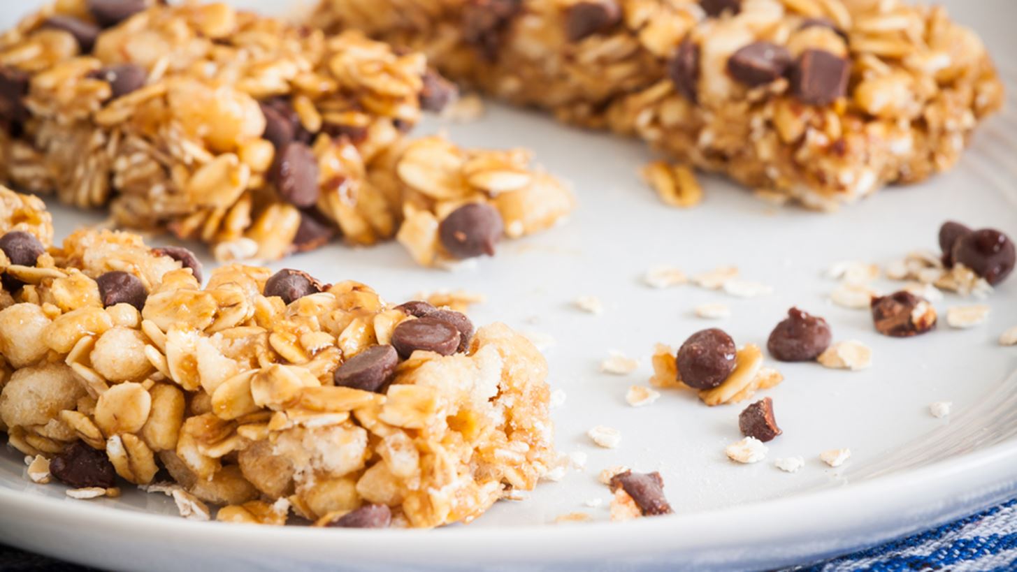 &#x3A6;&#x3C4;&#x3B9;&#x3AC;&#x3BE;&#x3B5; &#x3BC;&#x3CC;&#x3BD;&#x3B7; &#x3C3;&#x3BF;&#x3C5; granola bars &#x3BC;&#x3B5; &#x3C3;&#x3BF;&#x3BA;&#x3BF;&#x3BB;&#x3AC;&#x3C4;&#x3B1;