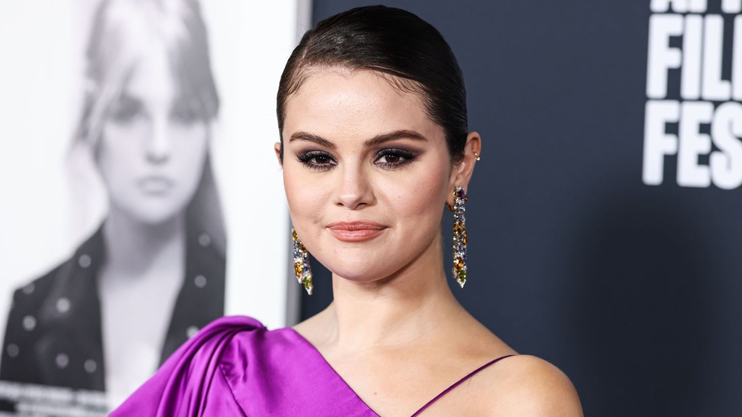 Selena Gomez | &#x39F; &#x3BD;&#x3AD;&#x3BF;&#x3C2; &#x3C6;&#x3B7;&#x3BC;&#x3BF;&#x3BB;&#x3BF;&#x3B3;&#x3BF;&#x3CD;&#x3BC;&#x3B5;&#x3BD;&#x3BF;&#x3C2; &#x3C3;&#x3CD;&#x3BD;&#x3C4;&#x3C1;&#x3BF;&#x3C6;&#x3CC;&#x3C2; &#x3C4;&#x3B7;&#x3C2; &#x3B5;&#x3AF;&#x3BD;&#x3B1;&#x3B9; &#x3B4;&#x3B9;&#x3AC;&#x3C3;&#x3B7;&#x3BC;&#x3BF;&#x3C2; &#x3C4;&#x3C1;&#x3B1;&#x3B3;&#x3BF;&#x3C5;&#x3B4;&#x3B9;&#x3C3;&#x3C4;&#x3AE;&#x3C2;