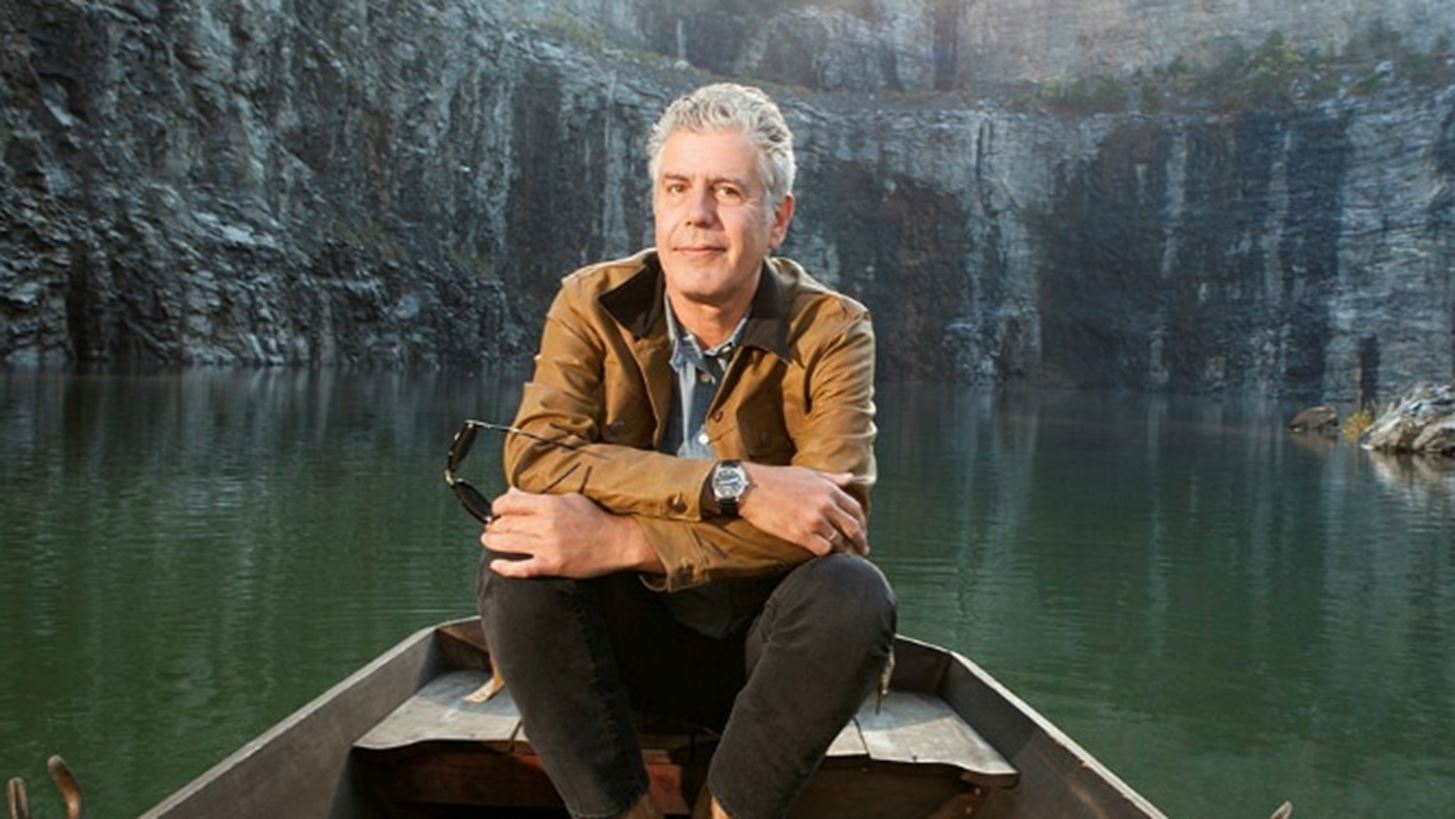 &#x397; &#x3B4;&#x3B9;&#x3C0;&#x3BB;&#x3AE; &#x3B6;&#x3C9;&#x3AE; &#x3C4;&#x3BF;&#x3C5; Anthony Bourdain