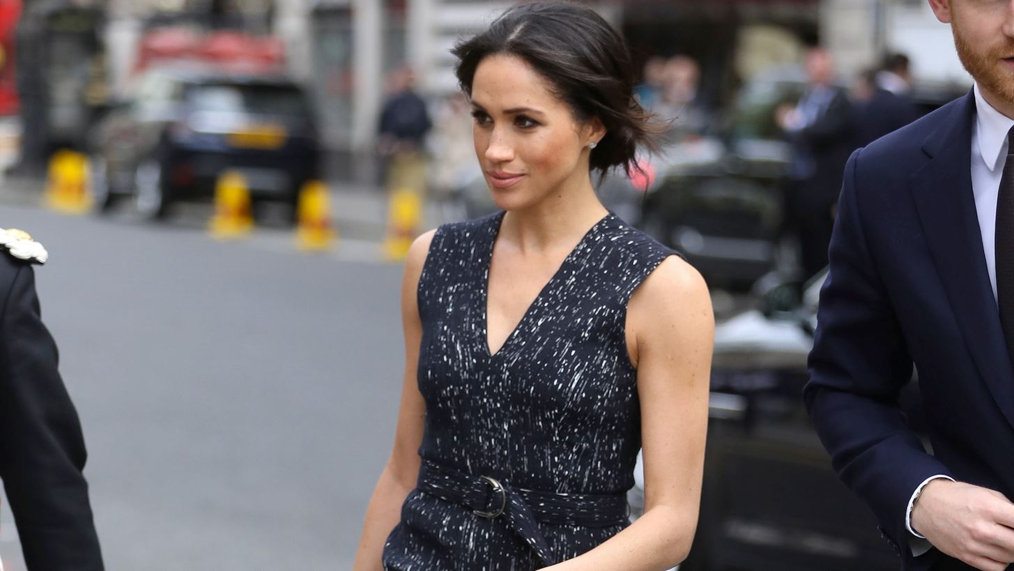 Meghan Markle: &#x3A4;&#x3B9; &#x3C3;&#x3C5;&#x3BC;&#x3B2;&#x3B1;&#x3AF;&#x3BD;&#x3B5;&#x3B9; &#x3C3;&#x3C4;&#x3B7;&#x3BD; &#x3BF;&#x3B9;&#x3BA;&#x3BF;&#x3B3;&#x3AD;&#x3BD;&#x3B5;&#x3B9;&#x3AC; &#x3C4;&#x3B7;&#x3C2;, &#x3BB;&#x3AF;&#x3B3;&#x3B5;&#x3C2; &#x3BC;&#x3AD;&#x3C1;&#x3B5;&#x3C2; &#x3C0;&#x3C1;&#x3B9;&#x3BD; &#x3C4;&#x3BF; &#x3B3;&#x3AC;&#x3BC;&#x3BF; &#x3C4;&#x3B7;&#x3C2;;