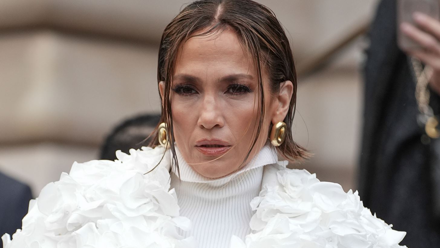 Jennifer Lopez | &#x3A4;&#x3BF; &#x3C0;&#x3B1;&#x3BB;&#x3C4;&#x3CC; &#x3BC;&#x3B5; &#x3B1;&#x3BB;&#x3B7;&#x3B8;&#x3B9;&#x3BD;&#x3AC; &#x3C4;&#x3C1;&#x3B9;&#x3B1;&#x3BD;&#x3C4;&#x3AC;&#x3C6;&#x3C5;&#x3BB;&#x3BB;&#x3B1; &#x3C0;&#x3BF;&#x3C5; &#x3B5;&#x3C0;&#x3AD;&#x3BB;&#x3B5;&#x3BE;&#x3B5; &#x3C3;&#x3C4;&#x3BF; &#x3A0;&#x3B1;&#x3C1;&#x3AF;&#x3C3;&#x3B9;