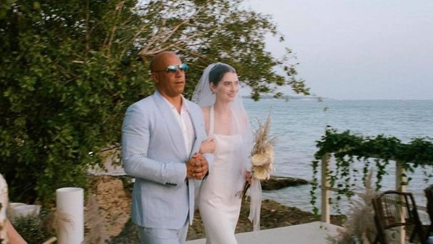 &#x397; &#x3C3;&#x3C5;&#x3B3;&#x3BA;&#x3B9;&#x3BD;&#x3B7;&#x3C4;&#x3B9;&#x3BA;&#x3AE; &#x3C3;&#x3C4;&#x3B9;&#x3B3;&#x3BC;&#x3AE; &#x3C0;&#x3BF;&#x3C5; &#x3BF; Vin Diesel &#x3C3;&#x3C5;&#x3BD;&#x3BF;&#x3B4;&#x3B5;&#x3CD;&#x3B5;&#x3B9; &#x3C4;&#x3B7;&#x3BD; &#x3BA;&#x3CC;&#x3C1;&#x3B7; &#x3C4;&#x3BF;&#x3C5; Paul Walker &#x3C3;&#x3C4;&#x3BF;&#x3BD; &#x3B3;&#x3AC;&#x3BC;&#x3BF; &#x3C4;&#x3B7;&#x3C2;