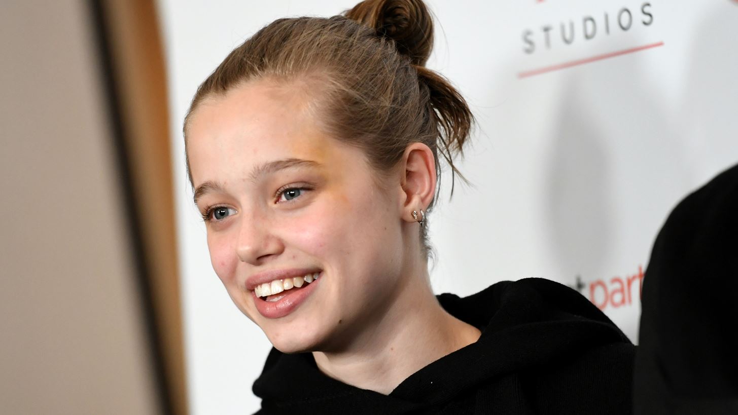 Shiloh Jolie | &#x397; &#x3BD;&#x3AD;&#x3B1; &#x3B1;&#x3BB;&#x3BB;&#x3B1;&#x3B3;&#x3AE; &#x3C3;&#x3C4;&#x3B7;&#x3BD; &#x3B5;&#x3B9;&#x3BA;&#x3CC;&#x3BD;&#x3B1; &#x3C4;&#x3B7;&#x3C2; 19&#x3C7;&#x3C1;&#x3BF;&#x3BD;&#x3B7;&#x3C2; &#x3BA;&#x3CC;&#x3C1;&#x3B7;&#x3C2; &#x3C4;&#x3B7;&#x3C2; Angelina Jolie &#x3BA;&#x3B1;&#x3B9; &#x3C4;&#x3BF;&#x3C5; Brad Pitt