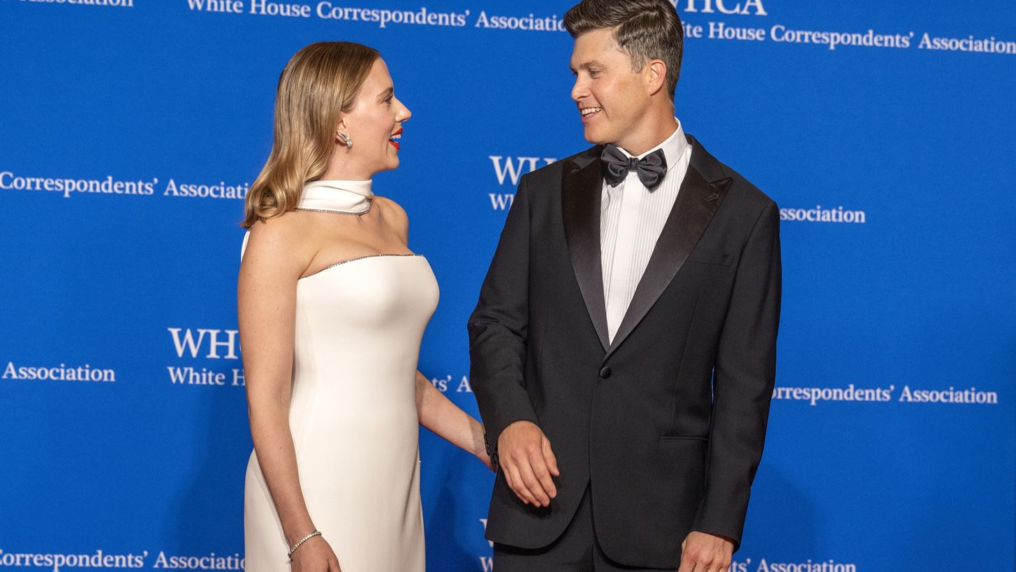 Scarlett Johansson &amp; Colin Jost | &#x39C;&#x3B5; &#x3B1;&#x3AD;&#x3C1;&#x3B1; old Hollywood &#x3C3;&#x3C4;&#x3BF; &#x3BA;&#x3CC;&#x3BA;&#x3BA;&#x3B9;&#x3BD;&#x3BF; &#x3C7;&#x3B1;&#x3BB;&#x3AF;
