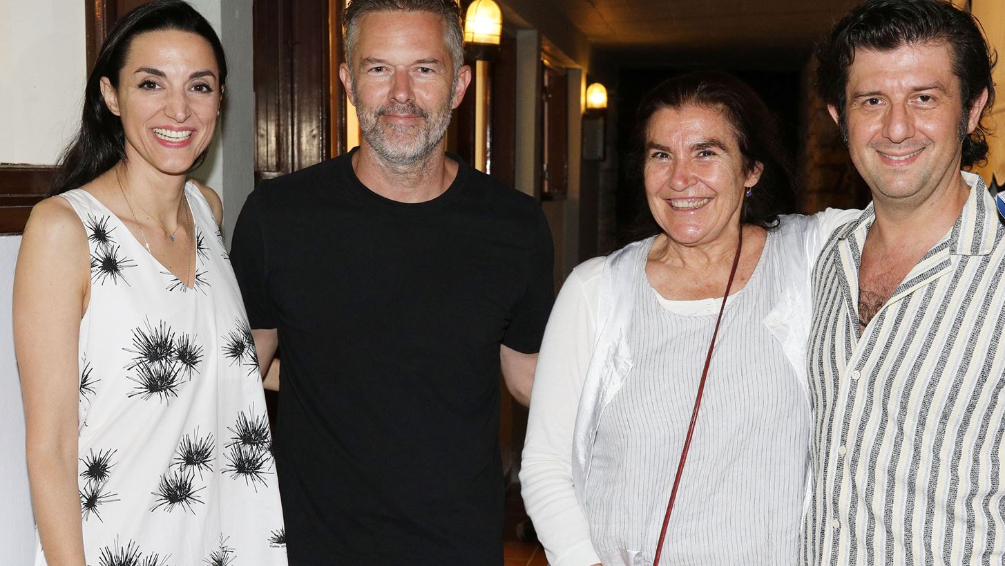 &#x39F;&#x3B9; &#x3AC;&#x3BD;&#x3B8;&#x3C1;&#x3C9;&#x3C0;&#x3BF;&#x3B9; &#x3C4;&#x3B7;&#x3C2; &#x3C4;&#x3AD;&#x3C7;&#x3BD;&#x3B7;&#x3C2; &#x3C0;&#x3BF;&#x3C5; &#x3AD;&#x3B4;&#x3C9;&#x3C3;&#x3B1;&#x3BD; &#x3C4;&#x3BF; &quot;&#x3C0;&#x3B1;&#x3C1;&#x3CE;&#x3BD;&quot; &#x3C3;&#x3C4;&#x3B7;&#x3BD; &#x3C0;&#x3B1;&#x3C1;&#x3AC;&#x3C3;&#x3C4;&#x3B1;&#x3C3;&#x3B7; &#x27;&#x3A0;&#x3AD;&#x3C1;&#x3C3;&#x3B5;&#x3C2;&#x27; &#x3C3;&#x3C4;&#x3B7;&#x3BD; &#x395;&#x3C0;&#x3AF;&#x3B4;&#x3B1;&#x3C5;&#x3C1;&#x3BF;