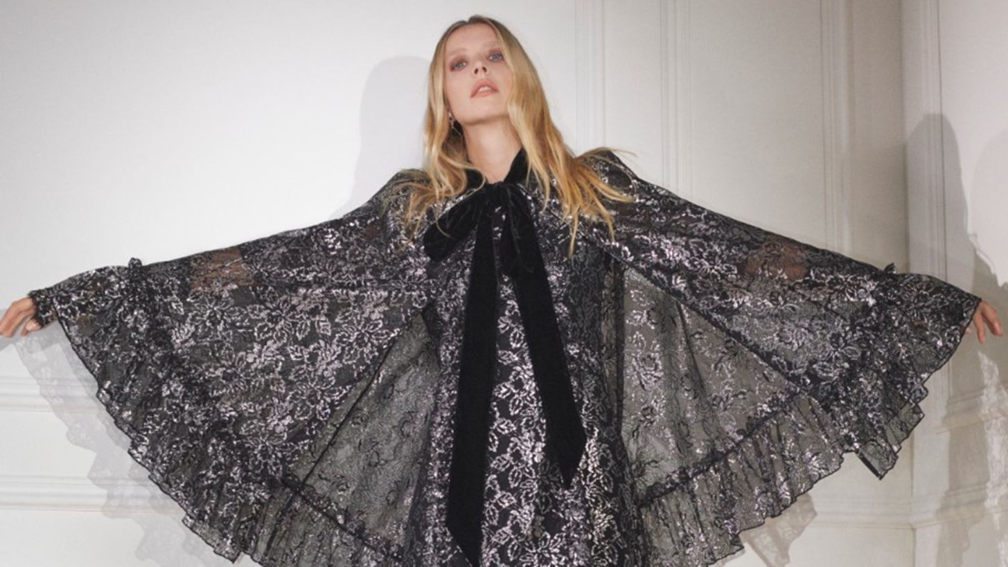 &#x388;&#x3C1;&#x3C7;&#x3B5;&#x3C4;&#x3B1;&#x3B9; &#x3B7; &#x3C3;&#x3C5;&#x3BB;&#x3BB;&#x3BF;&#x3B3;&#x3AE; The Vampire&#x27;s Wife x H&amp;M