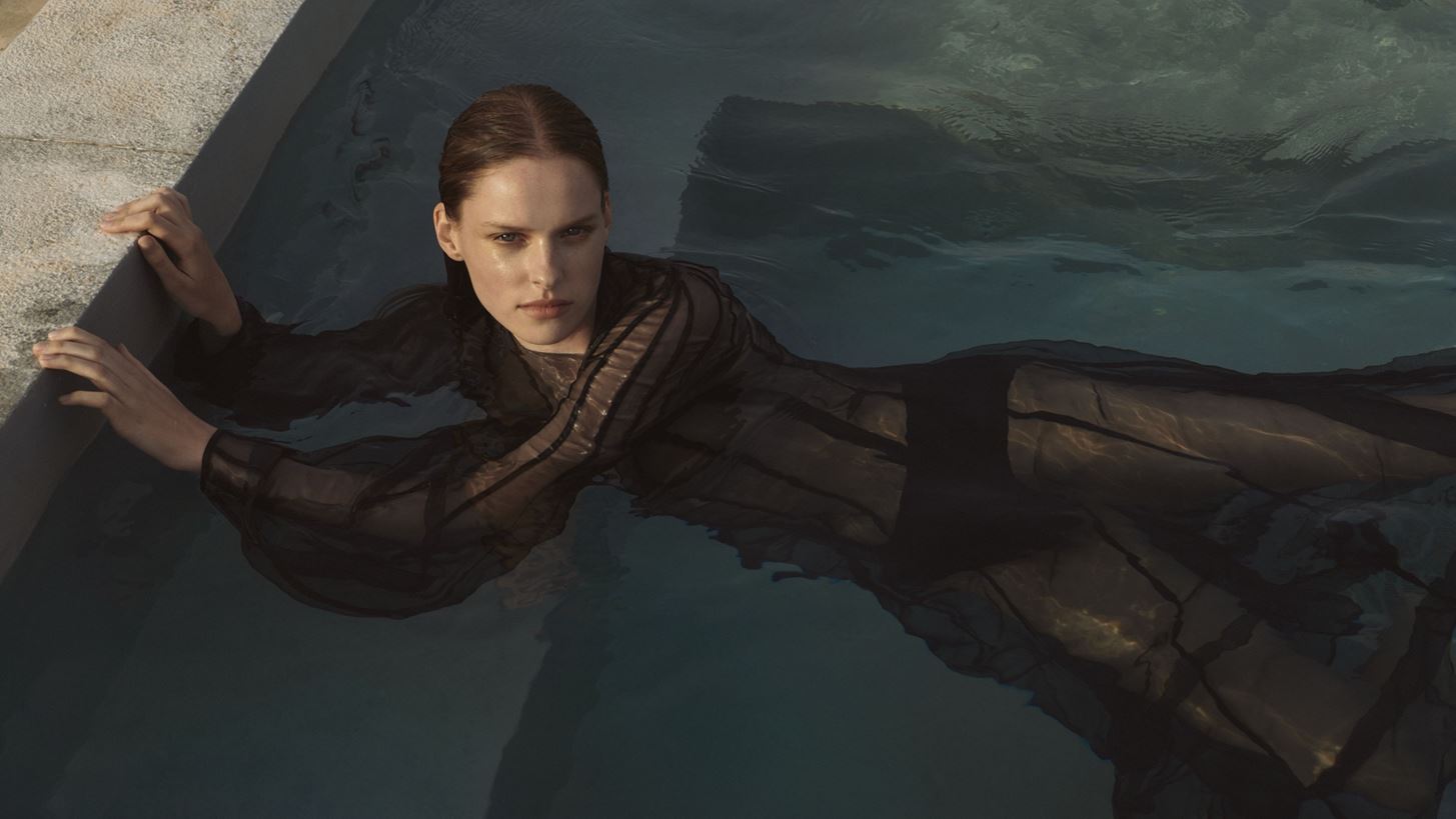 A Splash of Luxury | &#x397; &#x3BD;&#x3AD;&#x3B1; &#x3B1;&#x3B9;&#x3C3;&#x3B8;&#x3B7;&#x3C4;&#x3B9;&#x3BA;&#x3AE; &#x3C4;&#x3B7;&#x3C2; &#x3C0;&#x3BF;&#x3BB;&#x3C5;&#x3C4;&#x3B5;&#x3BB;&#x3B5;&#x3AF;&#x3B1;&#x3C2;