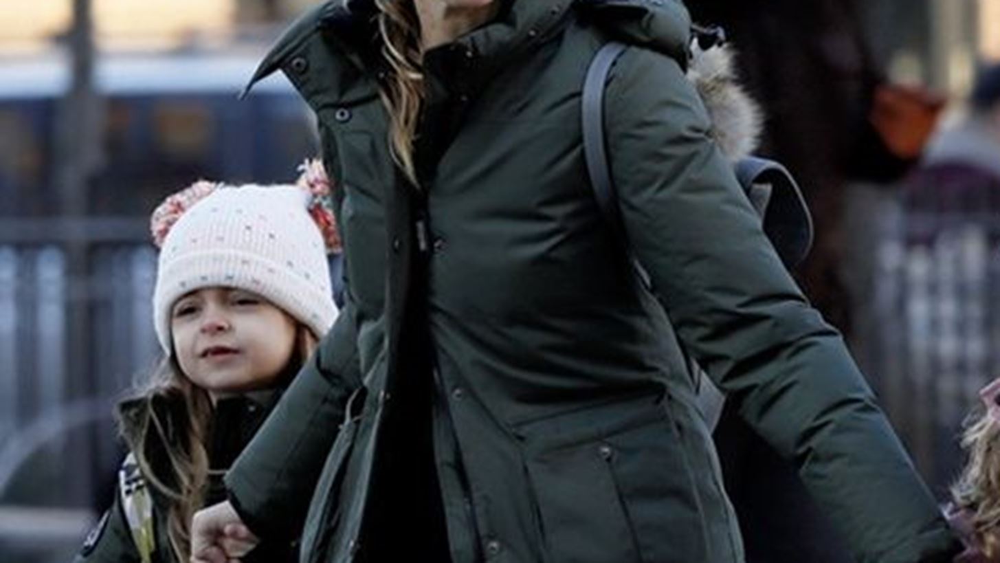 Sarah Jessica Parker- Naomi Watts: &#x3A0;&#x3BF;&#x3CD; &#x3C4;&#x3B9;&#x3C2; &#x3C3;&#x3C5;&#x3BD;&#x3AD;&#x3BB;&#x3B1;&#x3B2;&#x3B5; &#x3BF; &#x3C6;&#x3C9;&#x3C4;&#x3BF;&#x3B3;&#x3C1;&#x3B1;&#x3C6;&#x3B9;&#x3BA;&#x3CC;&#x3C2; &#x3C6;&#x3B1;&#x3BA;&#x3CC;&#x3C2;;