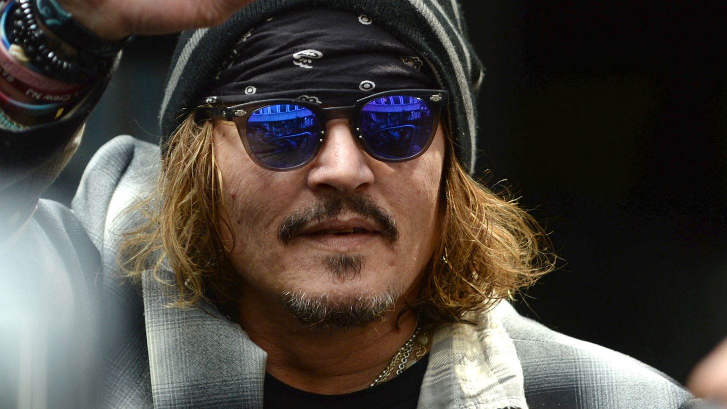 Johnny Depp | &#x39F;&#x3B9; &#x3C3;&#x3C4;&#x3AF;&#x3C7;&#x3BF;&#x3B9; &#x3B3;&#x3B9;&#x3B1; &#x3C4;&#x3B7;&#x3BD; Amber Heard &#x3C3;&#x3C4;&#x3B1; &#x3C4;&#x3C1;&#x3B1;&#x3B3;&#x3BF;&#x3CD;&#x3B4;&#x3B9;&#x3B1; &#x3C4;&#x3BF;&#x3C5; &#x3BD;&#x3AD;&#x3BF;&#x3C5; &#x3AC;&#x3BB;&#x3BC;&#x3C0;&#x3BF;&#x3C5;&#x3BC; &#x3C4;&#x3BF;&#x3C5; &#x3BC;&#x3B5; &#x3C4;&#x3BF;&#x3BD; Jeff Beck