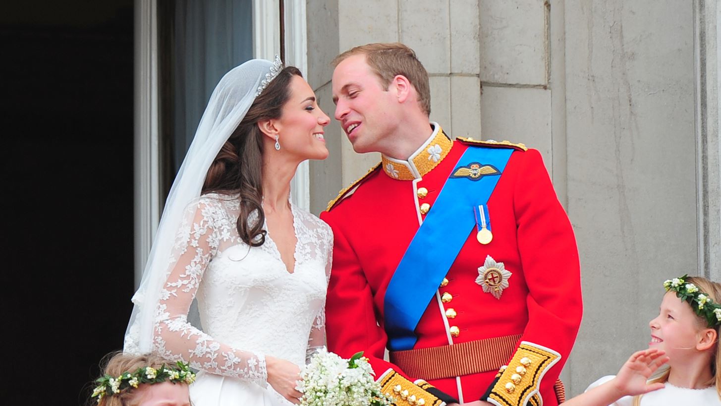 Kate Middleton | &#x39F; &#x3B4;&#x3B9;&#x3B1;&#x3C6;&#x3BF;&#x3C1;&#x3B5;&#x3C4;&#x3B9;&#x3BA;&#x3CC;&#x3C2; &#x3C4;&#x3AF;&#x3C4;&#x3BB;&#x3BF;&#x3C2; &#x3C0;&#x3BF;&#x3C5; &#x3B8;&#x3B1; &#x3BC;&#x3C0;&#x3BF;&#x3C1;&#x3BF;&#x3CD;&#x3C3;&#x3B5; &#x3BD;&#x3B1; &#x3B5;&#x3AF;&#x3C7;&#x3B5; &#x3BB;&#x3AC;&#x3B2;&#x3B5;&#x3B9; &#x3B7; &#x3B4;&#x3BF;&#x3CD;&#x3BA;&#x3B9;&#x3C3;&#x3C3;&#x3B1; &#x3C4;&#x3BF;&#x3C5; Cambridge