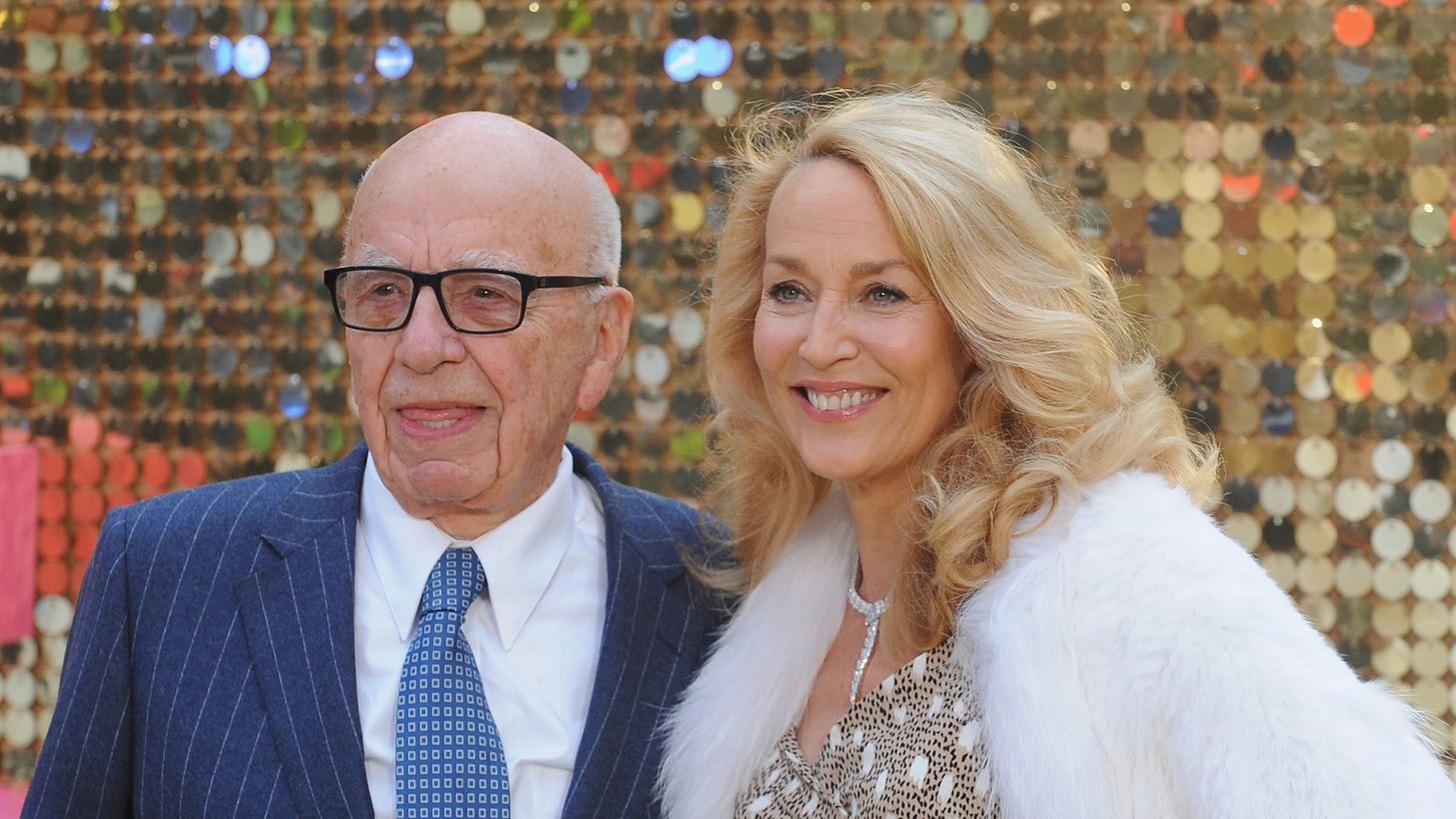 Rupert Murdoch | &#x39F; &#x3C8;&#x3C5;&#x3C7;&#x3C1;&#x3CC;&#x3C2; &#x3C4;&#x3C1;&#x3CC;&#x3C0;&#x3BF;&#x3C2; &#x3BC;&#x3B5; &#x3C4;&#x3BF;&#x3BD; &#x3BF;&#x3C0;&#x3BF;&#x3AF;&#x3BF; &#x3C7;&#x3CE;&#x3C1;&#x3B9;&#x3C3;&#x3B5; &#x3C4;&#x3B7; Jerry Hall