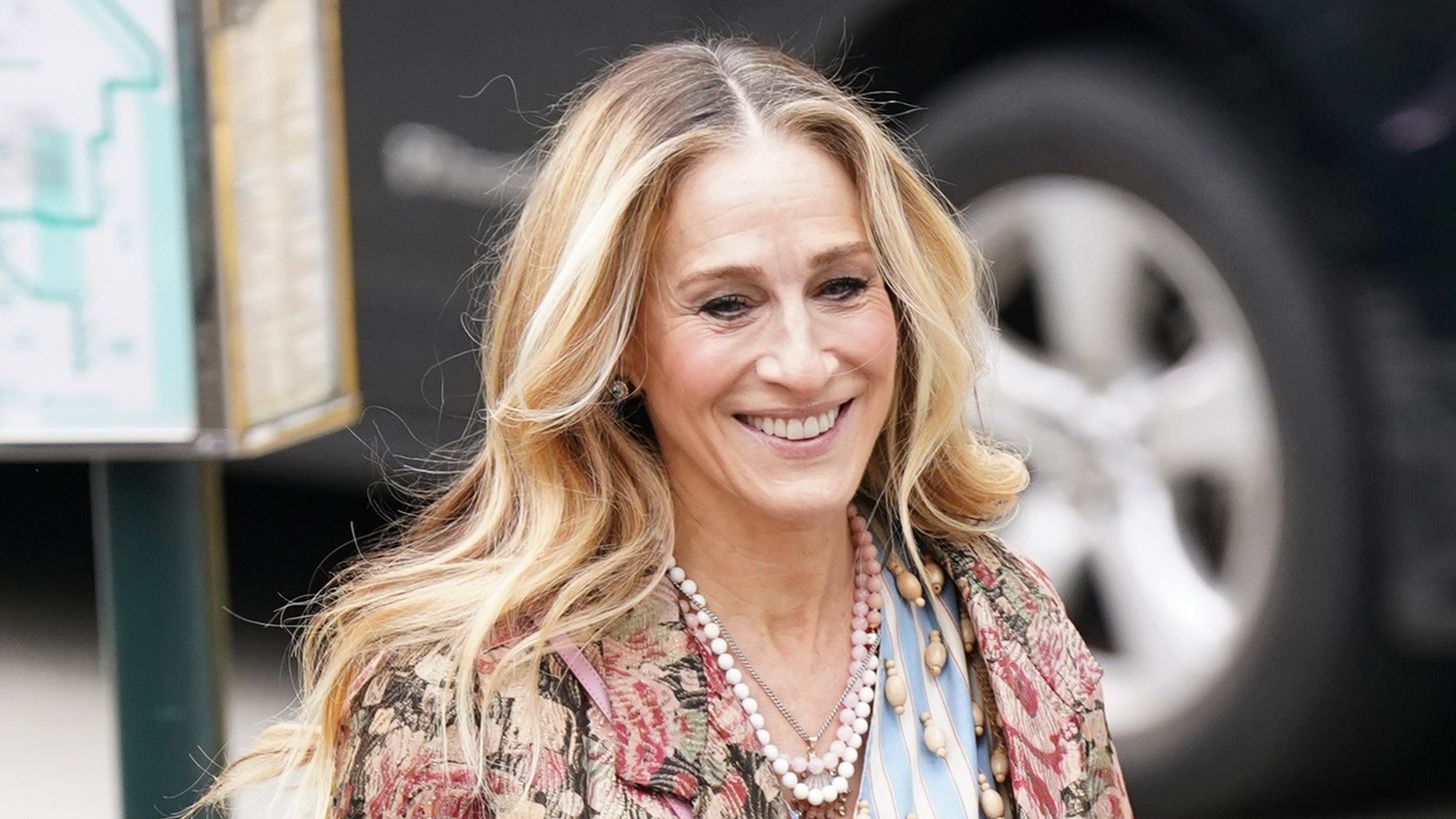 Sarah Jessica Parker | &#x397; &#x3C6;&#x3C9;&#x3C4;&#x3BF;&#x3B3;&#x3C1;&#x3B1;&#x3C6;&#x3AF;&#x3B1; &#x3BC;&#x3B5; &#x3C4;&#x3B9;&#x3C2; &#x3B4;&#x3AF;&#x3B4;&#x3C5;&#x3BC;&#x3B5;&#x3C2; &#x3BA;&#x3CC;&#x3C1;&#x3B5;&#x3C2; &#x3C4;&#x3B7;&#x3C2; &#x3C0;&#x3BF;&#x3C5; &#x3C0;&#x3C1;&#x3BF;&#x3BA;&#x3AC;&#x3BB;&#x3B5;&#x3C3;&#x3B5; &#x3B8;&#x3CD;&#x3B5;&#x3BB;&#x3BB;&#x3B1; &#x3B5;&#x3C1;&#x3C9;&#x3C4;&#x3AE;&#x3C3;&#x3B5;&#x3C9;&#x3BD;