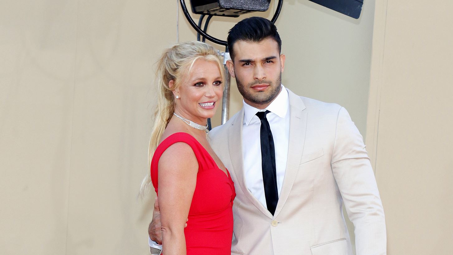 &#x397; Britney Spears &#x3C3;&#x3C4;&#x3B1; &#x3C0;&#x3C1;&#x3CC;&#x3B8;&#x3C5;&#x3C1;&#x3B1; &#x3BD;&#x3B5;&#x3C5;&#x3C1;&#x3B9;&#x3BA;&#x3BF;&#x3CD; &#x3BA;&#x3BB;&#x3BF;&#x3BD;&#x3B9;&#x3C3;&#x3BC;&#x3BF;&#x3CD; - &#x397; &#x3C0;&#x3B1;&#x3C1;&#x3AD;&#x3BC;&#x3B2;&#x3B1;&#x3C3;&#x3B7; &#x3C0;&#x3BF;&#x3C5; &#x3C0;&#x3C1;&#x3BF;&#x3B5;&#x3C4;&#x3BF;&#x3AF;&#x3BC;&#x3B1;&#x3B6;&#x3B5; &#x3B7; &#x3BF;&#x3B9;&#x3BA;&#x3BF;&#x3B3;&#x3AD;&#x3BD;&#x3B5;&#x3B9;&#x3AC; &#x3C4;&#x3B7;&#x3C2;