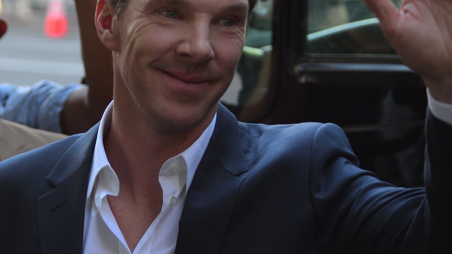 Benedict Cumberbatch | &#x38E;&#x3C8;&#x3C9;&#x3C3;&#x3B5; &#x3C4;&#x3B7;&#x3BD; &#x3BF;&#x3C5;&#x3BA;&#x3C1;&#x3B1;&#x3BD;&#x3B9;&#x3BA;&#x3AE; &#x3C3;&#x3B7;&#x3BC;&#x3B1;&#x3AF;&#x3B1; &#x3C3;&#x3B5; &#x3C6;&#x3B5;&#x3C3;&#x3C4;&#x3B9;&#x3B2;&#x3AC;&#x3BB; &#x3BA;&#x3B9;&#x3BD;&#x3B7;&#x3BC;&#x3B1;&#x3C4;&#x3BF;&#x3B3;&#x3C1;&#x3AC;&#x3C6;&#x3BF;&#x3C5;