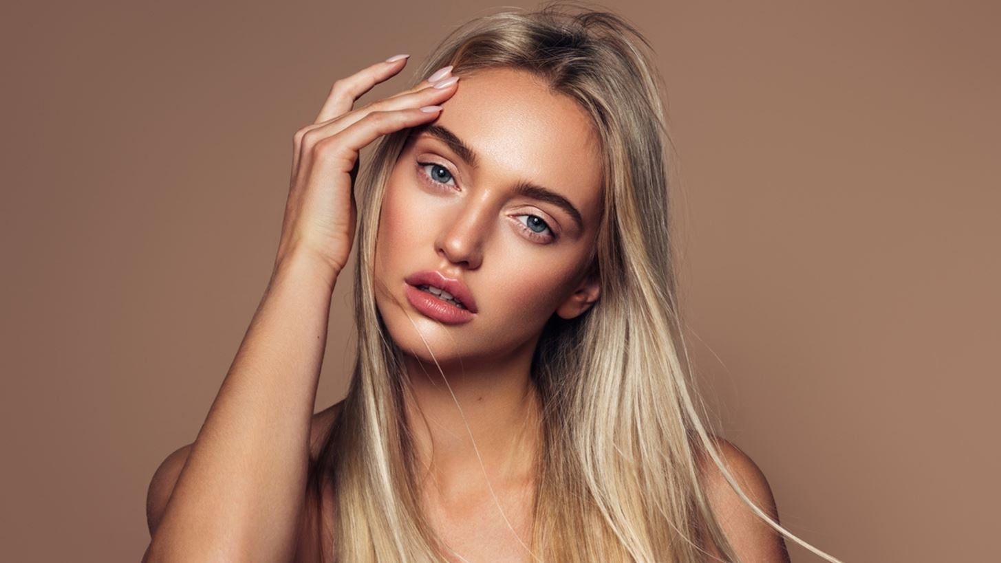 Η σειρά περιποίησης μαλλιών που θα σου χαρίσει τα πιο λεία και απαλά μαλλιά