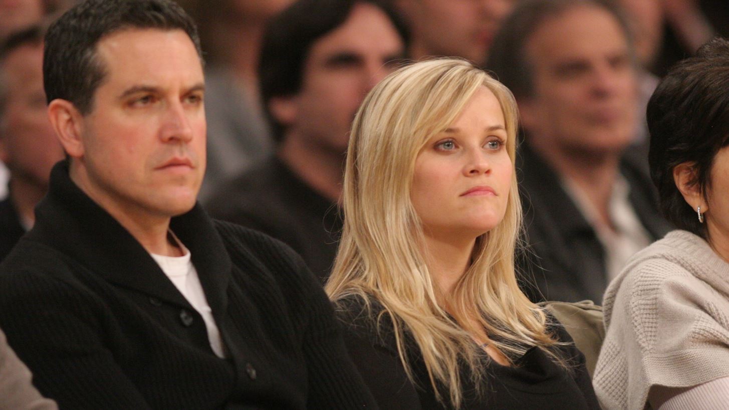 Reese Witherspoon | &#x39F; &#x3BB;&#x3CC;&#x3B3;&#x3BF;&#x3C2; &#x3C0;&#x3BF;&#x3C5; &#x3C7;&#x3CE;&#x3C1;&#x3B9;&#x3C3;&#x3B5; &#x3B1;&#x3C0;&#x3CC; &#x3C4;&#x3BF;&#x3BD; &#x3B5;&#x3C0;&#x3AF; 12 &#x3C7;&#x3C1;&#x3CC;&#x3BD;&#x3B9;&#x3B1; &#x3C3;&#x3CD;&#x3B6;&#x3C5;&#x3B3;&#x3CC; &#x3C4;&#x3B7;&#x3C2;, Jim Toth