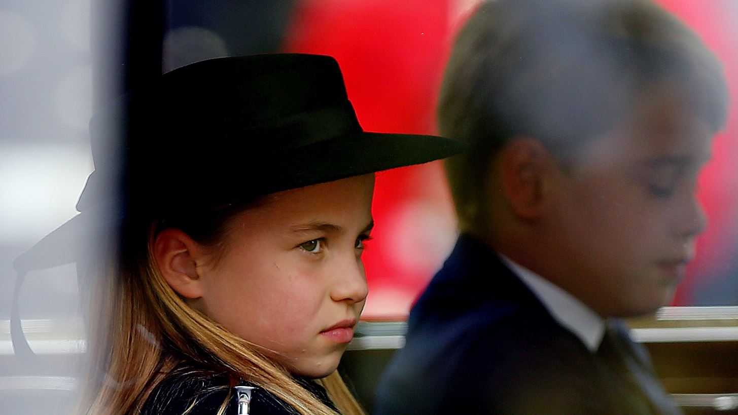 &#x3A0;&#x3C1;&#x3B9;&#x3B3;&#x3BA;&#x3AF;&#x3C0;&#x3B9;&#x3C3;&#x3C3;&#x3B1; Charlotte | &#x397; &#x3C3;&#x3C4;&#x3B9;&#x3B3;&#x3BC;&#x3AE; &#x3C0;&#x3BF;&#x3C5; &#x3C5;&#x3C0;&#x3BF;&#x3B4;&#x3B5;&#x3B9;&#x3BA;&#x3BD;&#x3CD;&#x3B5;&#x3B9; &#x3C3;&#x3C4;&#x3BF;&#x3BD; &#x3B1;&#x3B4;&#x3B5;&#x3C1;&#x3C6;&#x3CC; &#x3C4;&#x3B7;&#x3C2; &#x3C4;&#x3B9; &#x3C0;&#x3C1;&#x3AD;&#x3C0;&#x3B5;&#x3B9; &#x3BD;&#x3B1; &#x3BA;&#x3AC;&#x3BD;&#x3B5;&#x3B9; &#x3C3;&#x3C4;&#x3B7;&#x3BD; &#x3BA;&#x3B7;&#x3B4;&#x3B5;&#x3AF;&#x3B1;