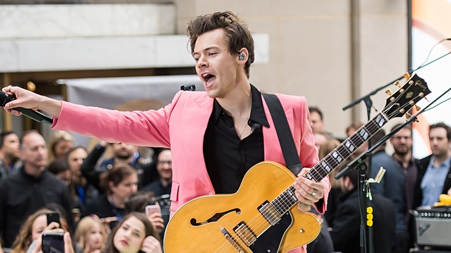 &quot;&#x395;&#x3AF;&#x3BC;&#x3B1;&#x3B9; &#x3C3;&#x3C5;&#x3BD;&#x3C4;&#x3B5;&#x3C4;&#x3C1;&#x3B9;&#x3BC;&#x3BC;&#x3AD;&#x3BD;&#x3BF;&#x3C2;&quot; | &#x39F; Harry Styles &#x3B1;&#x3BA;&#x3CD;&#x3C1;&#x3C9;&#x3C3;&#x3B5; &#x3C4;&#x3B7; &#x3C3;&#x3C5;&#x3BD;&#x3B1;&#x3C5;&#x3BB;&#x3AF;&#x3B1; &#x3C4;&#x3BF;&#x3C5; &#x3C3;&#x3C4;&#x3B7;&#x3BD; &#x39A;&#x3BF;&#x3C0;&#x3B5;&#x3B3;&#x3C7;&#x3AC;&#x3B3;&#x3B7; &#x3BC;&#x3B5;&#x3C4;&#x3AC; &#x3C4;&#x3BF;&#x3C5;&#x3C2; &#x3C0;&#x3C5;&#x3C1;&#x3BF;&#x3B2;&#x3BF;&#x3BB;&#x3B9;&#x3C3;&#x3BC;&#x3BF;&#x3CD;&#x3C2; &#x3C3;&#x3B5; &#x3B5;&#x3BC;&#x3C0;&#x3BF;&#x3C1;&#x3B9;&#x3BA;&#x3CC; &#x3BA;&#x3AD;&#x3BD;&#x3C4;&#x3C1;&#x3BF; &#x3C4;&#x3B7;&#x3C2; &#x3C0;&#x3CC;&#x3BB;&#x3B7;&#x3C2;
