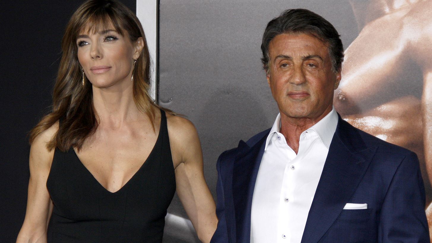 Sylvester Stallone - Jennifer Flavin | &#x3A7;&#x3C9;&#x3C1;&#x3AF;&#x3B6;&#x3BF;&#x3C5;&#x3BD; &#x3BE;&#x3B1;&#x3C6;&#x3BD;&#x3B9;&#x3BA;&#x3AC; &#x3BC;&#x3B5;&#x3C4;&#x3AC; &#x3B1;&#x3C0;&#x3CC; 25 &#x3C7;&#x3C1;&#x3CC;&#x3BD;&#x3B9;&#x3B1; &#x3B3;&#x3AC;&#x3BC;&#x3BF;&#x3C5;