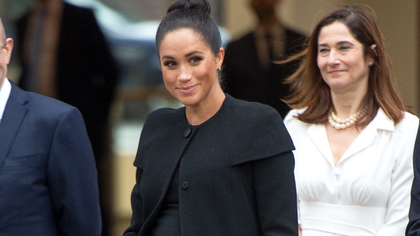 &#x39F;&#x3B9; 11 &#x3B5;&#x3BC;&#x3C6;&#x3B1;&#x3BD;&#x3AF;&#x3C3;&#x3B5;&#x3B9;&#x3C2; &#x3C4;&#x3B7;&#x3C2; Meghan Markle &#x3C0;&#x3BF;&#x3C5; &#x3BC;&#x3B1;&#x3C2; &#x3AD;&#x3B4;&#x3C9;&#x3C3;&#x3B1;&#x3BD; &#x3AD;&#x3BC;&#x3C0;&#x3BD;&#x3B5;&#x3C5;&#x3C3;&#x3B7; &#x3B3;&#x3B9;&#x3B1; &#x3C3;&#x3C4;&#x3C5;&#x3BB; &#x3C3;&#x3C4;&#x3B7;&#x3BD; &#x3B5;&#x3B3;&#x3BA;&#x3C5;&#x3BC;&#x3BF;&#x3C3;&#x3CD;&#x3BD;&#x3B7;
