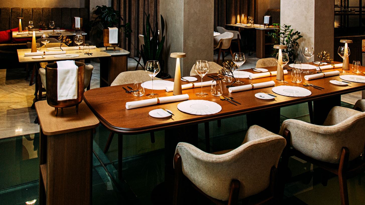 Valentine&#x27;s For Two | &#x3A4;&#x3BF; &#x3B5;&#x3C3;&#x3C4;&#x3B9;&#x3B1;&#x3C4;&#x3CC;&#x3C1;&#x3B9;&#x3BF; Makris Athens &#x3B5;&#x3C4;&#x3BF;&#x3AF;&#x3BC;&#x3B1;&#x3C3;&#x3B5; &#x3AD;&#x3BD;&#x3B1; &#x3BC;&#x3B5;&#x3BB;&#x3C9;&#x3B4;&#x3B9;&#x3BA;&#x3CC; &#x3BC;&#x3B5;&#x3BD;&#x3BF;&#x3CD; (&#x3B3;&#x3B9;&#x3B1; &#x3B4;&#x3CD;&#x3BF;) &#x3B3;&#x3B9;&#x3B1; &#x3C4;&#x3B7;&#x3BD; &#x397;&#x3BC;&#x3AD;&#x3C1;&#x3B1; &#x3C4;&#x3C9;&#x3BD; &#x395;&#x3C1;&#x3C9;&#x3C4;&#x3B5;&#x3C5;&#x3BC;&#x3AD;&#x3BD;&#x3C9;&#x3BD;