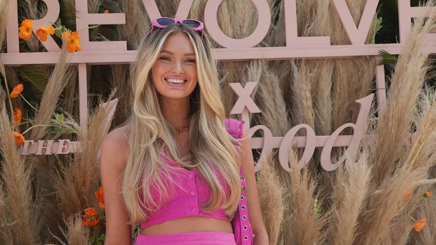 &#x397; Romee Strijd &#x3BA;&#x3B1;&#x3BB;&#x3C9;&#x3C3;&#x3CC;&#x3C1;&#x3B9;&#x3C3;&#x3B5; &#x3C3;&#x3C4;&#x3BF;&#x3BD; &#x3BA;&#x3CC;&#x3C3;&#x3BC;&#x3BF; &#x3C4;&#x3BF; &#x3B4;&#x3B5;&#x3CD;&#x3C4;&#x3B5;&#x3C1;&#x3BF; &#x3C0;&#x3B1;&#x3B9;&#x3B4;&#x3AF; &#x3C4;&#x3B7;&#x3C2; - &#x3A4;&#x3BF; &#x3C6;&#x3CD;&#x3BB;&#x3BF; &#x3C4;&#x3BF;&#x3C5; &#x3BC;&#x3C9;&#x3C1;&#x3BF;&#x3CD; &#x3BA;&#x3B1;&#x3B9; &#x3B7; &#x3C4;&#x3C1;&#x3C5;&#x3C6;&#x3B5;&#x3C1;&#x3AE; &#x3C6;&#x3C9;&#x3C4;&#x3BF;&#x3B3;&#x3C1;&#x3B1;&#x3C6;&#x3AF;&#x3B1;