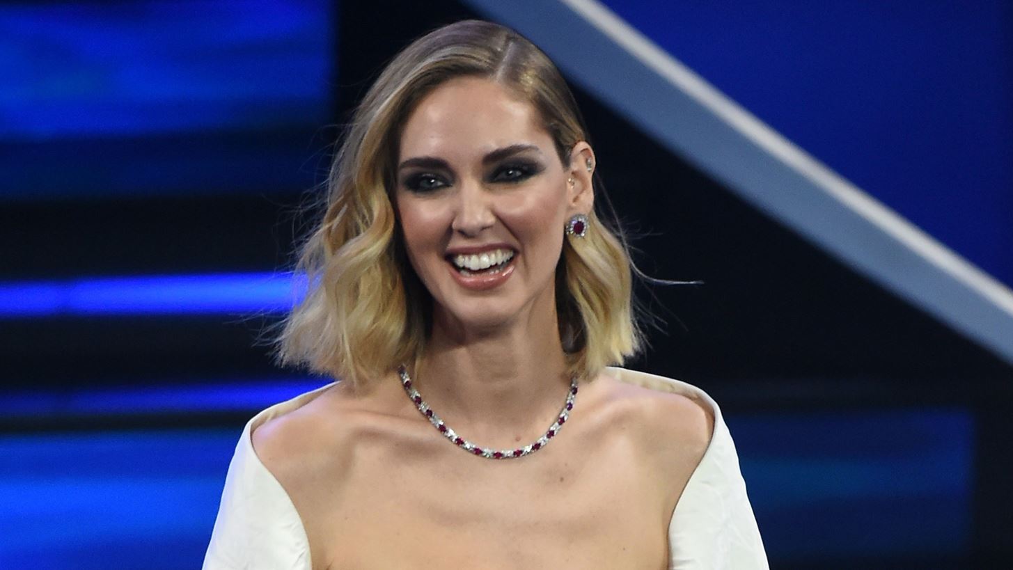 Chiara Ferragni | &#x3A4;&#x3BF; &#x3C3;&#x3C5;&#x3B3;&#x3BA;&#x3B9;&#x3BD;&#x3B7;&#x3C4;&#x3B9;&#x3BA;&#x3CC; &#x3B2;&#x3AF;&#x3BD;&#x3C4;&#x3B5;&#x3BF; &#x3B3;&#x3B9;&#x3B1; &#x3C4;&#x3B7;&#x3BD; &#x3B5;&#x3C0;&#x3B9;&#x3C3;&#x3C4;&#x3C1;&#x3BF;&#x3C6;&#x3AE; &#x3C4;&#x3BF;&#x3C5; &#x3C3;&#x3C5;&#x3B6;&#x3CD;&#x3B3;&#x3BF;&#x3C5; &#x3C4;&#x3B7;&#x3C2; &#x3B1;&#x3C0;&#x3CC; &#x3C4;&#x3BF; &#x3BD;&#x3BF;&#x3C3;&#x3BF;&#x3BA;&#x3BF;&#x3BC;&#x3B5;&#x3AF;&#x3BF;