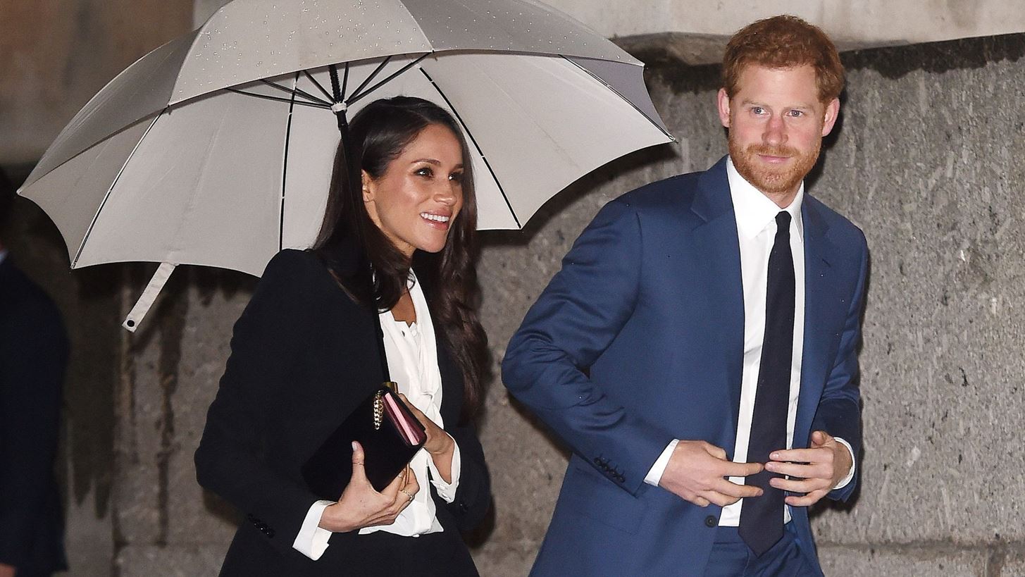 Meghan Markle: &#x3A3;&#x3C4;&#x3B7;&#x3BD; &#x3C0;&#x3C1;&#x3CE;&#x3C4;&#x3B7; &#x3B2;&#x3C1;&#x3B1;&#x3B4;&#x3B9;&#x3BD;&#x3AE; &#x3C4;&#x3B7;&#x3C2; &#x3B5;&#x3BC;&#x3C6;&#x3AC;&#x3BD;&#x3B9;&#x3C3;&#x3B7;, &#x3C4;&#x3BF;&#x3C5;&#x3C2; &#x3B5;&#x3BE;&#x3AD;&#x3C0;&#x3BB;&#x3B7;&#x3BE;&#x3B5; &#x3CC;&#x3BB;&#x3BF;&#x3C5;&#x3C2;!