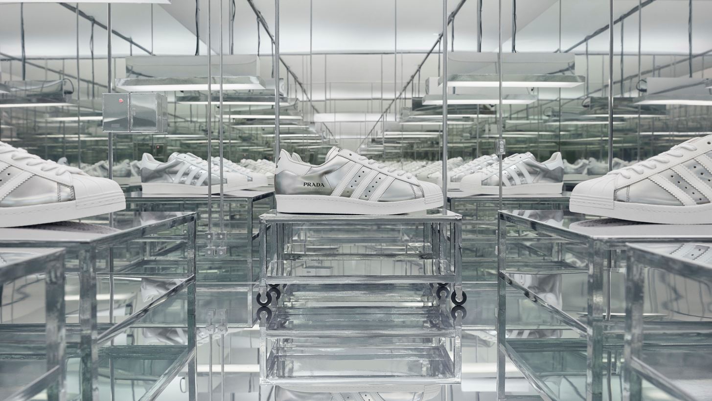 Prada Superstar| To &#x3BD;&#x3AD;&#x3BF; it-shoe &#x3B1;&#x3C0;&#x3CC; &#x3C4;&#x3B7;&#x3BD; Adidas &#x3BA;&#x3B1;&#x3B9; &#x3C4;&#x3B7;&#x3BD; Prada