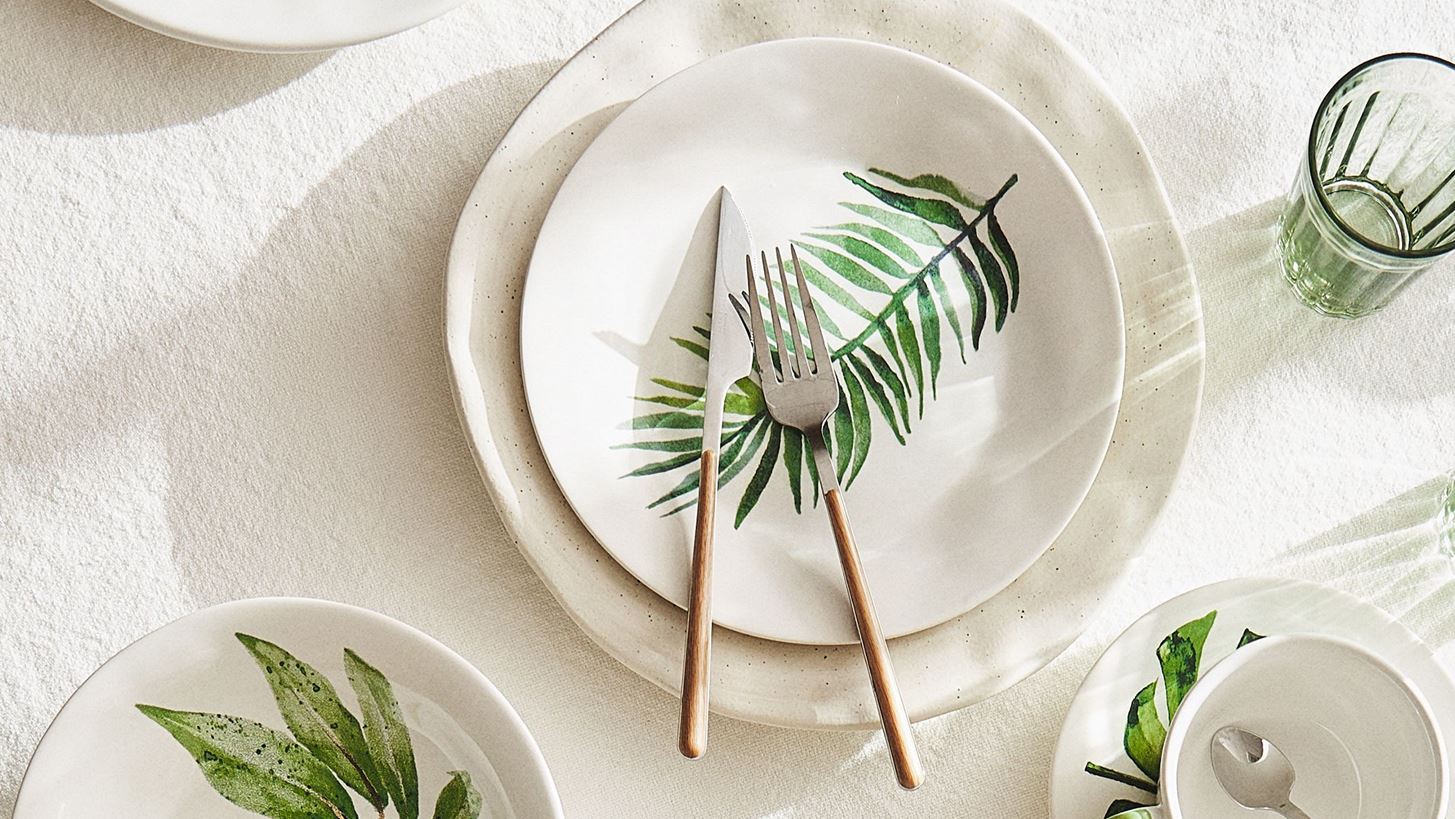 H art de la table &#x3C4;&#x3BF;&#x3C5; &#x3BA;&#x3B1;&#x3BB;&#x3BF;&#x3BA;&#x3B1;&#x3B9;&#x3C1;&#x3B9;&#x3BF;&#x3CD; | 5&#x2B;1 &#x3B1;&#x3BD;&#x3C4;&#x3B9;&#x3BA;&#x3B5;&#x3AF;&#x3BC;&#x3B5;&#x3BD;&#x3B1; &#x3B1;&#x3C0;&#x3CC; &#x3C4;&#x3BF; Zara Home &#x3B3;&#x3B9;&#x3B1; &#x3BD;&#x3B1; &#x3C3;&#x3C4;&#x3C1;&#x3CE;&#x3C3;&#x3B5;&#x3B9;&#x3C2; &#x3C4;&#x3BF; &#x3C4;&#x3AD;&#x3BB;&#x3B5;&#x3B9;&#x3BF; &#x3C4;&#x3C1;&#x3B1;&#x3C0;&#x3AD;&#x3B6;&#x3B9; &#x3C3;&#x3C4;&#x3BF; &#x3B5;&#x3BE;&#x3BF;&#x3C7;&#x3B9;&#x3BA;&#x3CC;