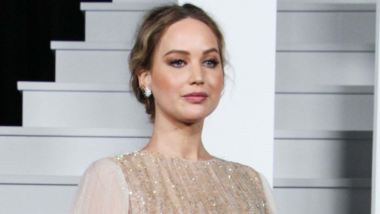&#x397; Jennifer Lawrence &#x3B1;&#x3C0;&#x3BF;&#x3BA;&#x3AC;&#x3BB;&#x3C5;&#x3C8;&#x3B5; &#x3C4;&#x3BF; &#x3CC;&#x3BD;&#x3BF;&#x3BC;&#x3B1; &#x3BA;&#x3B1;&#x3B9; &#x3C4;&#x3BF; &#x3C6;&#x3CD;&#x3BB;&#x3BF; &#x3C4;&#x3BF;&#x3C5; &#x3BC;&#x3C9;&#x3C1;&#x3BF;&#x3CD; &#x3C4;&#x3B7;&#x3C2;