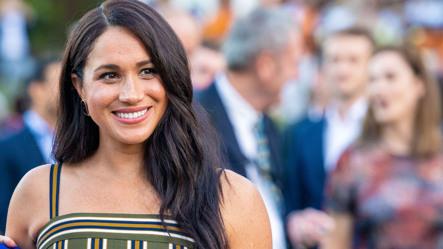 Meghan Markle | &#x3A4;&#x3BF; &#x3C0;&#x3C1;&#x3CE;&#x3C4;&#x3BF; &#x3B5;&#x3C0;&#x3B9;&#x3C7;&#x3B5;&#x3B9;&#x3C1;&#x3B7;&#x3BC;&#x3B1;&#x3C4;&#x3B9;&#x3BA;&#x3CC; &#x3C4;&#x3B7;&#x3C2; &#x3B2;&#x3AE;&#x3BC;&#x3B1; &#x3C3;&#x3B5; &#x3B7;&#x3BB;&#x3B9;&#x3BA;&#x3AF;&#x3B1; 8 &#x3B5;&#x3C4;&#x3CE;&#x3BD;