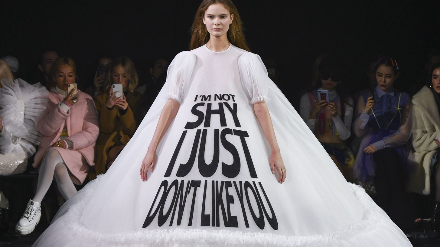 &#x395;&#x3AF;&#x3BD;&#x3B1;&#x3B9; &#x3B7; &#x3C8;&#x3C5;&#x3C7;&#x3B9;&#x3BA;&#x3AE; &#x3C5;&#x3B3;&#x3B5;&#x3AF;&#x3B1; &#x3C4;&#x3BF; &#x3B5;&#x3C0;&#x3CC;&#x3BC;&#x3B5;&#x3BD;&#x3BF; &#x3BC;&#x3B5;&#x3B3;&#x3AC;&#x3BB;&#x3BF; fashion trend;