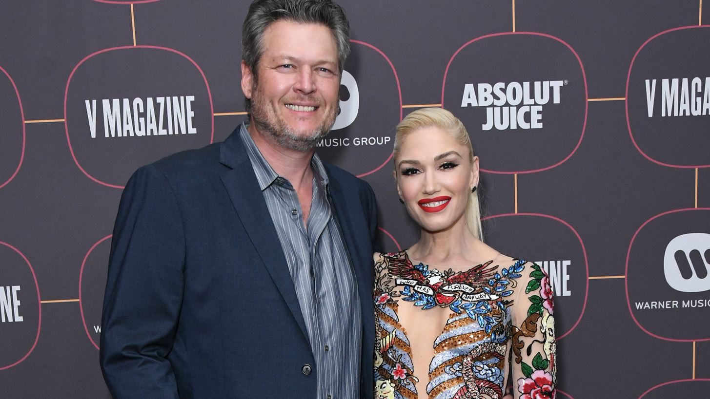 Gwen Stefani &amp; Blake Shelton | &#x3A0;&#x3BF;&#x3B9;&#x3BF;&#x3C2; &#x3B4;&#x3B9;&#x3AC;&#x3C3;&#x3B7;&#x3BC;&#x3BF;&#x3C2; &#x3C3;&#x3C4;&#x3B1;&#x3C1; &#x3B4;&#x3B5;&#x3BD; &#x3C3;&#x3C5;&#x3BC;&#x3C6;&#x3C9;&#x3BD;&#x3B5;&#x3AF; &#x3BC;&#x3B5; &#x3C4;&#x3BF;&#x3BD; &#x3B5;&#x3C0;&#x3B9;&#x3BA;&#x3B5;&#x3AF;&#x3BC;&#x3B5;&#x3BD;&#x3BF; &#x3B3;&#x3AC;&#x3BC;&#x3BF; &#x3C4;&#x3BF;&#x3C5;&#x3C2;;