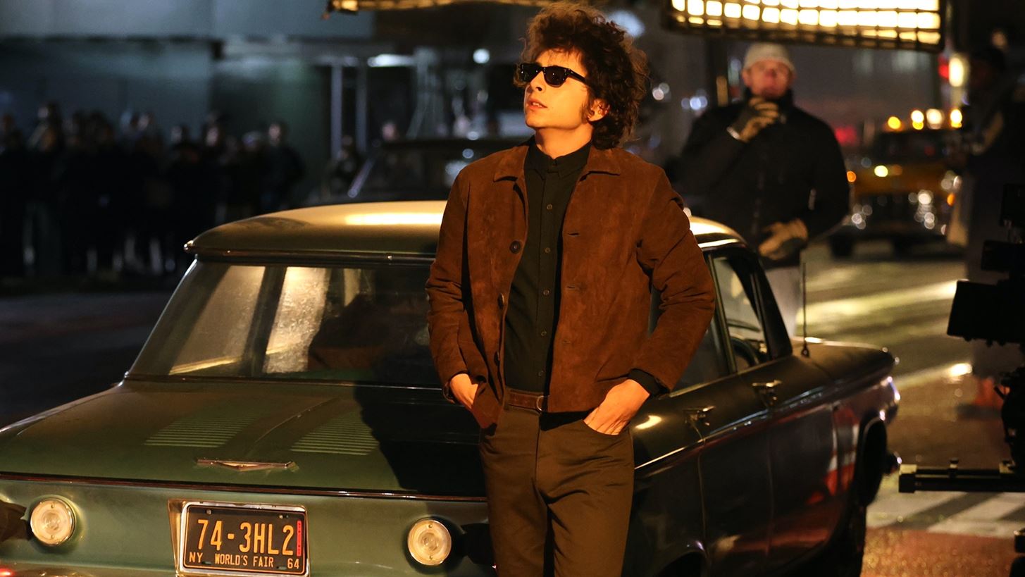 Timothee Chalamet | &#x397; &#x3BC;&#x3B5;&#x3C4;&#x3B1;&#x3BC;&#x3CC;&#x3C1;&#x3C6;&#x3C9;&#x3C3;&#x3AE; &#x3C4;&#x3BF;&#x3C5; &#x3C3;&#x3B5; Bob Dylan &#x3B3;&#x3B9;&#x3B1; &#x3C4;&#x3B7; &#x3BD;&#x3AD;&#x3B1; &#x3B2;&#x3B9;&#x3BF;&#x3B3;&#x3C1;&#x3B1;&#x3C6;&#x3B9;&#x3BA;&#x3AE; &#x3C4;&#x3B1;&#x3B9;&#x3BD;&#x3AF;&#x3B1; A Complete Unknown