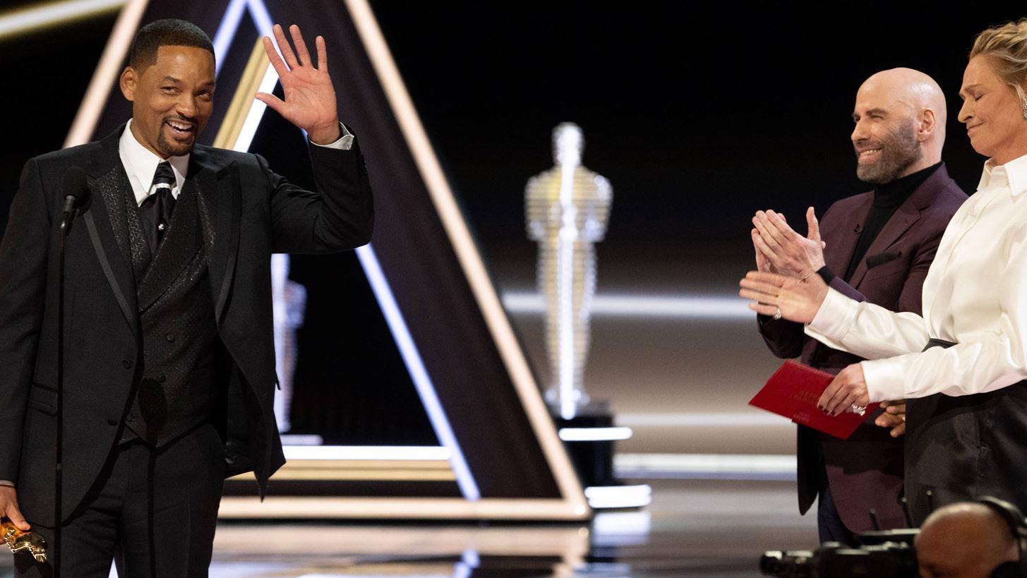 Oscars 2022 | &#x38C;&#x3BB;&#x3B1; &#x3CC;&#x3C3;&#x3B1; &#x3AD;&#x3B3;&#x3B9;&#x3BD;&#x3B1;&#x3BD; &#x3C3;&#x3C4;&#x3B1; &#x3C0;&#x3B1;&#x3C1;&#x3B1;&#x3C3;&#x3BA;&#x3AE;&#x3BD;&#x3B9;&#x3B1; &#x3BC;&#x3B5;&#x3C4;&#x3AC; &#x3C4;&#x3BF; viral &#x3C7;&#x3B1;&#x3C3;&#x3C4;&#x3BF;&#x3CD;&#x3BA;&#x3B9; &#x3C4;&#x3BF;&#x3C5; Will Smith &#x3C3;&#x3C4;&#x3BF;&#x3BD; Chris Rock