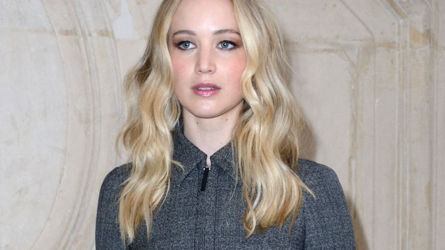 &#x397; Jennifer Lawrence &#x3B5;&#x3AF;&#x3C7;&#x3B5; &#x3B1;&#x3C1;&#x3BD;&#x3B7;&#x3B8;&#x3B5;&#x3AF; &#x3BD;&#x3B1; &#x3BA;&#x3AC;&#x3BD;&#x3B5;&#x3B9; &#x3B4;&#x3AF;&#x3B1;&#x3B9;&#x3C4;&#x3B1; &#x3B3;&#x3B9;&#x3B1; &#x3C4;&#x3BF; &#x2018;Hunger Games&#x2019; &#x3B3;&#x3B9;&#x3B1; &#x3AD;&#x3BD;&#x3B1; &#x3C0;&#x3BF;&#x3BB;&#x3CD; &#x3C3;&#x3B7;&#x3BC;&#x3B1;&#x3BD;&#x3C4;&#x3B9;&#x3BA;&#x3CC; &#x3BB;&#x3CC;&#x3B3;&#x3BF;