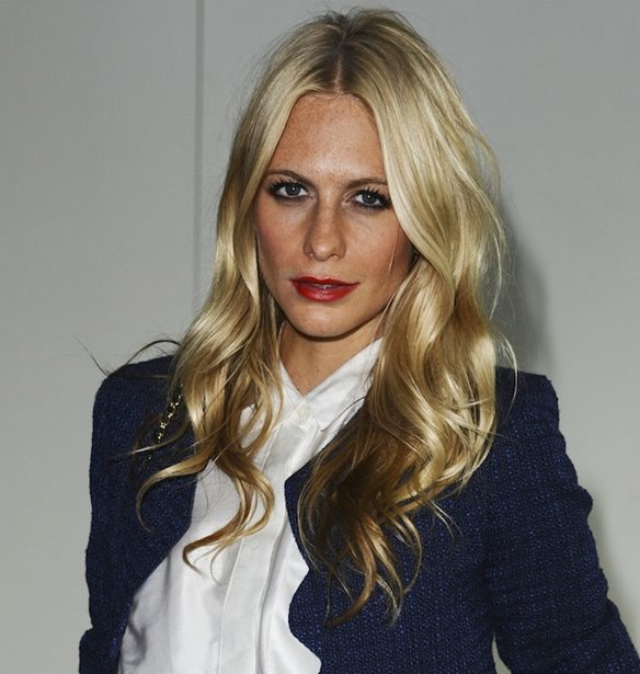Poppy Delevigne: &#x394;&#x3B7;&#x3BB;&#x3CE;&#x3BD;&#x3B5;&#x3B9; &#x3CC;&#x3C4;&#x3B9; &#x3C0;&#x3BF;&#x3C4;&#x3AD; &#x3B4;&#x3B5;&#x3BD; &#x3B6;&#x3AE;&#x3BB;&#x3B5;&#x3C8;&#x3B5; &#x3C4;&#x3B7;&#x3BD; Cara