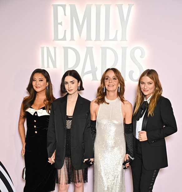 Emily in Paris | &#x3A0;&#x3BF;&#x3B9;&#x3BF;&#x3C2; &#x3B2;&#x3B1;&#x3C3;&#x3B9;&#x3BA;&#x3CC;&#x3C2; &#x3C7;&#x3B1;&#x3C1;&#x3B1;&#x3BA;&#x3C4;&#x3AE;&#x3C1;&#x3B1;&#x3C2; &#x3C4;&#x3B7;&#x3C2; &#x3C3;&#x3B5;&#x3B9;&#x3C1;&#x3AC;&#x3C2; &#x3B4;&#x3B5;&#x3BD; &#x3B8;&#x3B1; &#x3B5;&#x3C0;&#x3B9;&#x3C3;&#x3C4;&#x3C1;&#x3AD;&#x3C8;&#x3B5;&#x3B9; &#x3C3;&#x3C4;&#x3B7;&#x3BD; 5&#x3B7; &#x3C3;&#x3B5;&#x3B6;&#x3CC;&#x3BD;;