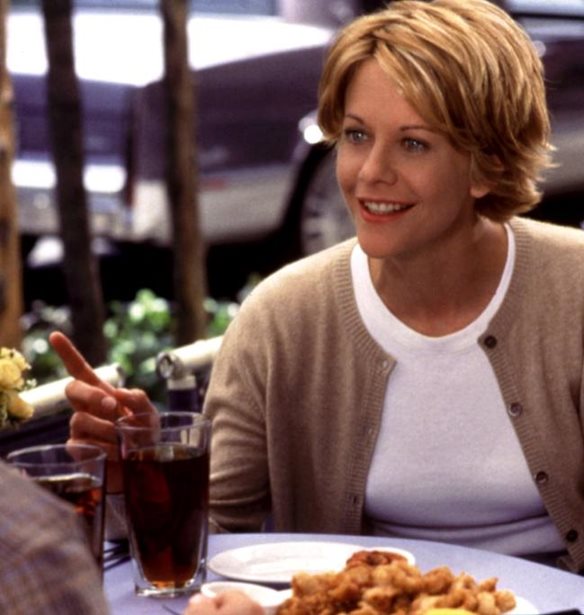 &#x3A0;&#x3BF;&#x3B9;&#x3B1; &#x3B5;&#x3AF;&#x3BD;&#x3B1;&#x3B9; &#x3B7; &#x3B9;&#x3C3;&#x3C4;&#x3BF;&#x3C1;&#x3AF;&#x3B1; &#x3C0;&#x3AF;&#x3C3;&#x3C9; &#x3B1;&#x3C0;&#x3CC; &#x3C4;&#x3BF; iconic &#x27;90&#x3C2; bob &#x3C4;&#x3B7;&#x3C2; Meg Ryan;