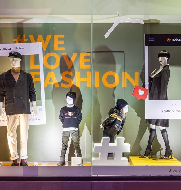 #WeLoveFashion | &#x3A4;&#x3B1; notos &#x3BA;&#x3B1;&#x3BB;&#x3C9;&#x3C3;&#x3BF;&#x3C1;&#x3AF;&#x3B6;&#x3BF;&#x3C5;&#x3BD; &#x3C4;&#x3B7; &#x3BD;&#x3AD;&#x3B1; &#x3C3;&#x3B5;&#x3B6;&#x3CC;&#x3BD; &#x3BC;&#x3B5; &#x3C4;&#x3B7;&#x3BD; &#x3C0;&#x3B9;&#x3BF; &#x3BE;&#x3B5;&#x3C7;&#x3C9;&#x3C1;&#x3B9;&#x3C3;&#x3C4;&#x3AE; &#x3B5;&#x3BC;&#x3C0;&#x3B5;&#x3B9;&#x3C1;&#x3AF;&#x3B1; shopping