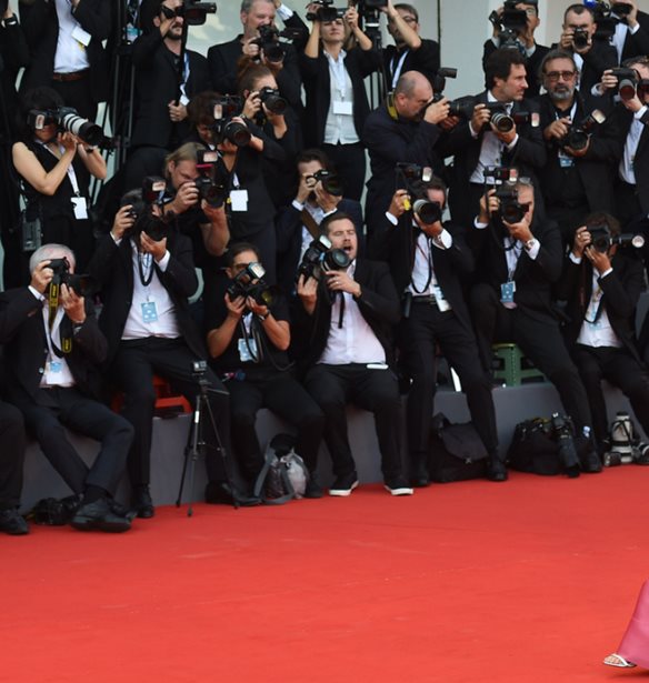 &#x394;&#x3B5;&#x3C2; &#x3C4;&#x3B9;&#x3C2; &#x3C0;&#x3C1;&#x3CE;&#x3C4;&#x3B5;&#x3C2; &#x3B5;&#x3BC;&#x3C6;&#x3B1;&#x3BD;&#x3AF;&#x3C3;&#x3B5;&#x3B9;&#x3C2; &#x3B1;&#x3C0;&#x3CC; &#x3C4;&#x3BF; &#x3A6;&#x3B5;&#x3C3;&#x3C4;&#x3B9;&#x3B2;&#x3AC;&#x3BB; &#x39A;&#x3B9;&#x3BD;&#x3B7;&#x3BC;&#x3B1;&#x3C4;&#x3BF;&#x3B3;&#x3C1;&#x3AC;&#x3C6;&#x3BF;&#x3C5; &#x3C4;&#x3B7;&#x3C2; &#x392;&#x3B5;&#x3BD;&#x3B5;&#x3C4;&#x3AF;&#x3B1;&#x3C2;