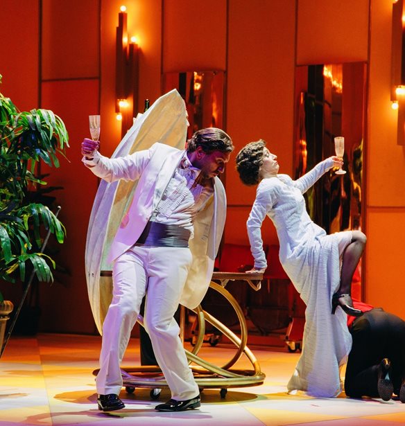 &#x38C;&#x3BB;&#x3B1; &#x3CC;&#x3C3;&#x3B1; &#x3B8;&#x3B1; &#x3BA;&#x3AC;&#x3BD;&#x3BF;&#x3C5;&#x3BC;&#x3B5; &#x3C4;&#x3BF; &#x3A3;&#x3B1;&#x3B2;&#x3B2;&#x3B1;&#x3C4;&#x3BF;&#x3BA;&#x3CD;&#x3C1;&#x3B9;&#x3B1;&#x3BA;&#x3BF;: &#x3A3;&#x3CD;&#x3B3;&#x3C7;&#x3C1;&#x3BF;&#x3BD;&#x3B7; &#x3CC;&#x3C0;&#x3B5;&#x3C1;&#x3B1;, horror festival &#x3BA;&#x3B1;&#x3B9; &#x3B5;&#x3BD;&#x3B4;&#x3B9;&#x3B1;&#x3C6;&#x3AD;&#x3C1;&#x3BF;&#x3C5;&#x3C3;&#x3B5;&#x3C2; &#x3B8;&#x3B5;&#x3B1;&#x3C4;&#x3C1;&#x3B9;&#x3BA;&#x3AD;&#x3C2; &#x3C0;&#x3B1;&#x3C1;&#x3B1;&#x3C3;&#x3C4;&#x3AC;&#x3C3;&#x3B5;&#x3B9;&#x3C2;