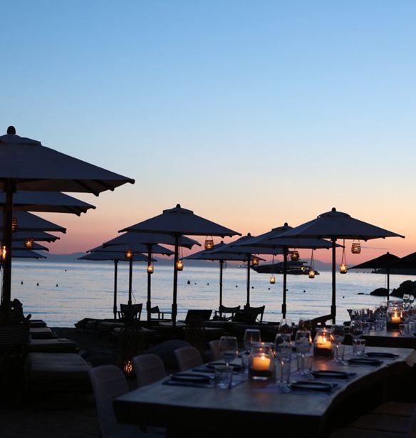 #Tidbits *: Dinner On the Beach