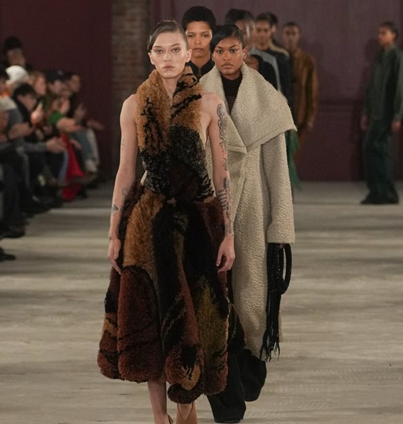 Diotima FW 2026-2027 | Η μόδα ως πράξη αντίστασης και ομορφιάς