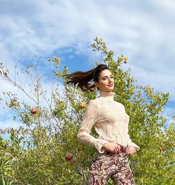 &#x397; &#x397;&#x3BB;&#x3B9;&#x3AC;&#x3BD;&#x3B1; &#x3A0;&#x3B1;&#x3C0;&#x3B1;&#x3B3;&#x3B5;&#x3C9;&#x3C1;&#x3B3;&#x3AF;&#x3BF;&#x3C5; &#x3C6;&#x3CC;&#x3C1;&#x3B5;&#x3C3;&#x3B5; &#x3C4;&#x3B1; &#x3C0;&#x3B9;&#x3BF; stylish &#x3BB;&#x3B5;&#x3C5;&#x3BA;&#x3AC; &#x3BC;&#x3C0;&#x3BF;&#x3C4;&#x3AC;&#x3BA;&#x3B9;&#x3B1;