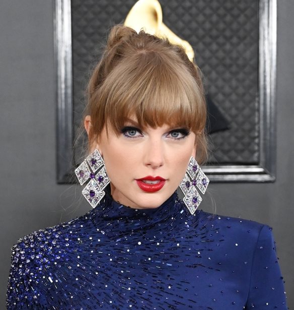 Taylor Swift | &#x397; &#x3B4;&#x3B7;&#x3BC;&#x3CC;&#x3C3;&#x3B9;&#x3B1; &#x3C3;&#x3C4;&#x3AE;&#x3C1;&#x3B9;&#x3BE;&#x3B7; &#x3C3;&#x3C4;&#x3B7;&#x3BD; Kamala Harris &#x3BA;&#x3B1;&#x3B9; &#x3B7; &#x3B1;&#x3BD;&#x3B1;&#x3C6;&#x3BF;&#x3C1;&#x3AC; &#x3C4;&#x3B7;&#x3C2; &#x3C3;&#x3C4;&#x3B7;&#x3BD; &#x3C0;&#x3B1;&#x3C1;&#x3B1;&#x3C0;&#x3BB;&#x3B7;&#x3C1;&#x3BF;&#x3C6;&#x3CC;&#x3C1;&#x3B7;&#x3C3;&#x3B7; &#x3C4;&#x3BF;&#x3C5; Donald Trump